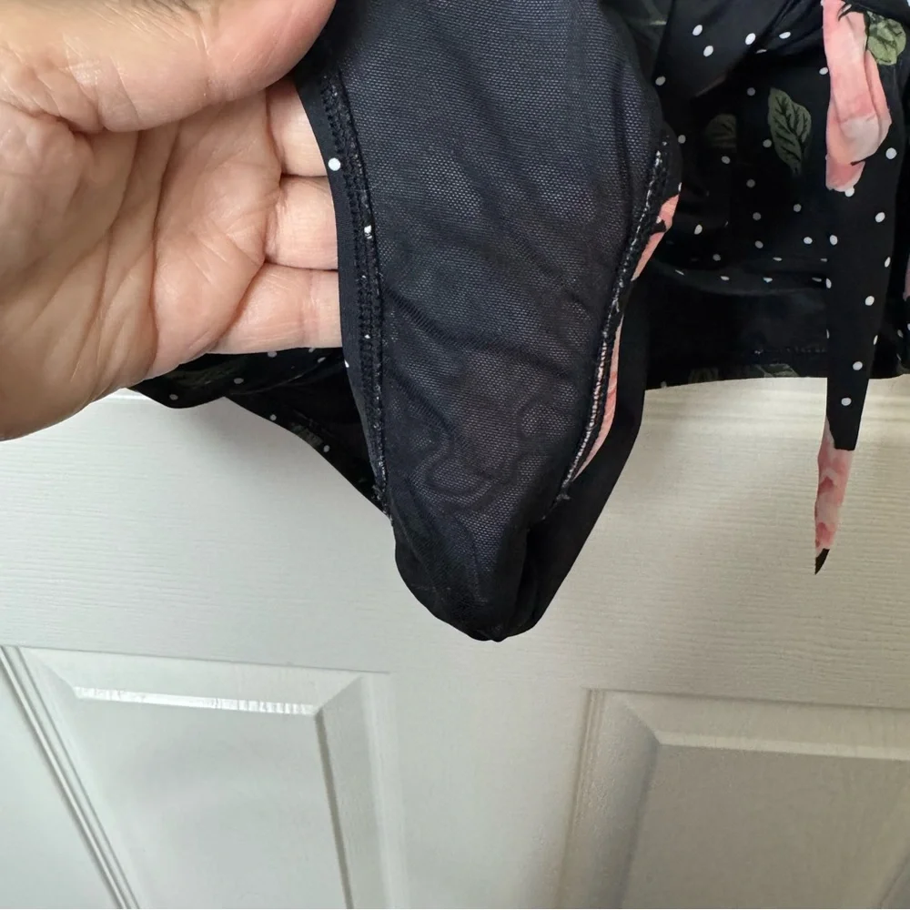 Torrid Floral & Polka Dot Tie Front Waist Wireless One Piece Swimsuit Size 3X - Picture 14 of 16